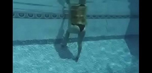  Mermaid Maggie Underwater Stripping